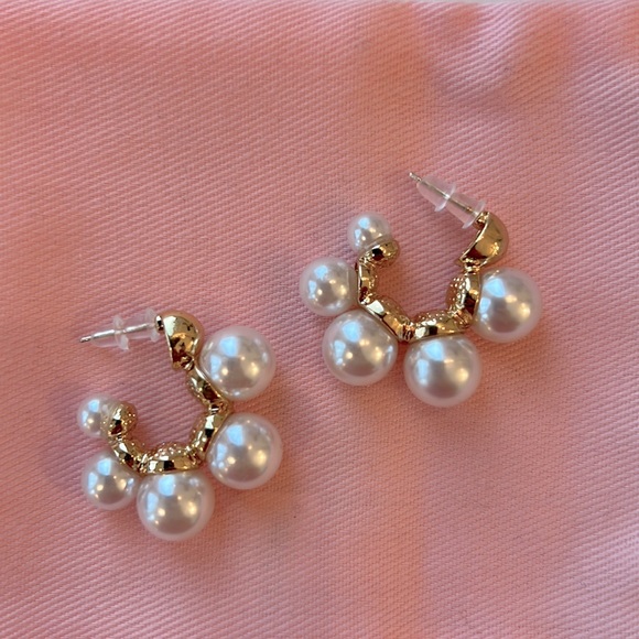 Anthropologie Lake Life Pearl Huggie Hoops - Picture 7 of 7